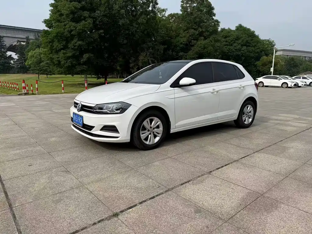 Volkswagen Polo 2021