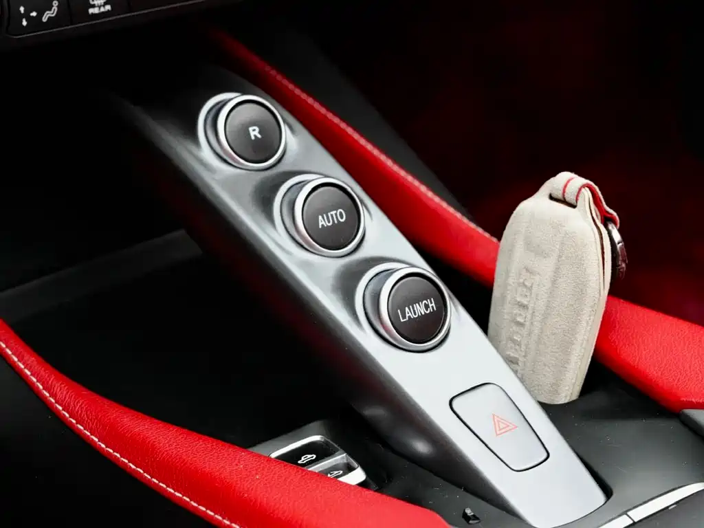 Ferrari Portofino 2019 — фото 11