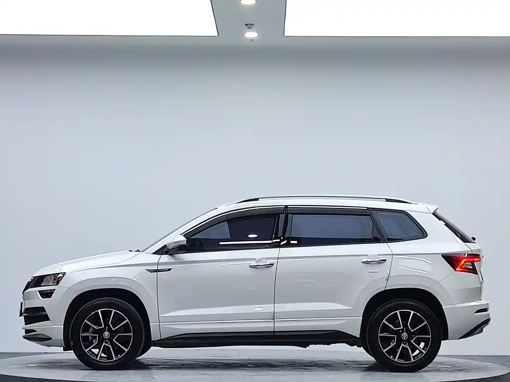 Skoda Karoq 2022 — фото 5