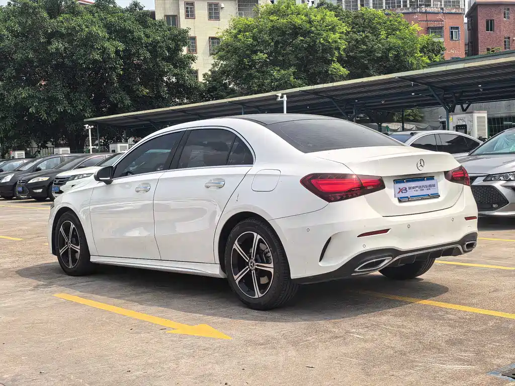 Mercedes-Benz A-Class 2023 — фото 3