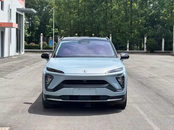 NIO ES6 2020