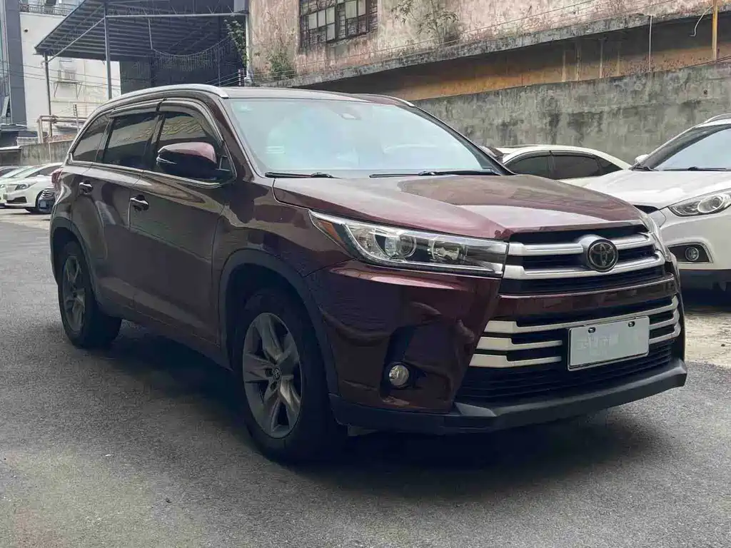 Toyota Highlander 2018 — фото 6