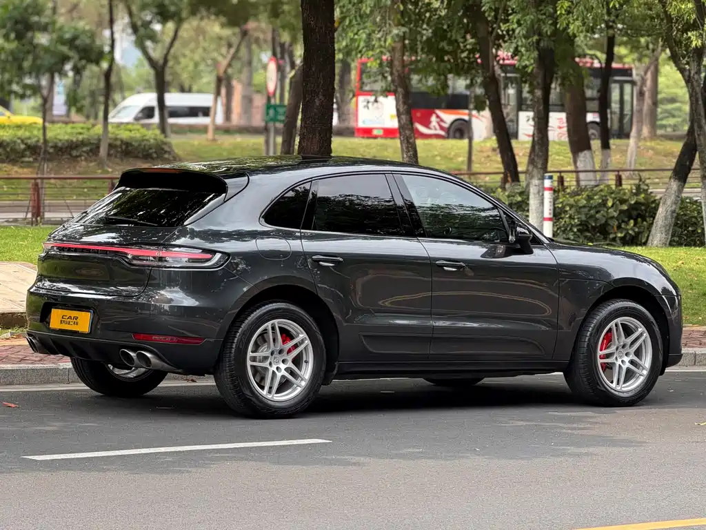 Porsche Macan 2021 — фото 4