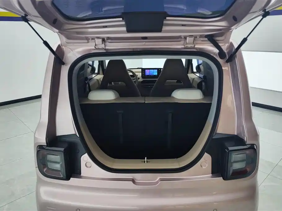 Geely Galaxy Panda 2024