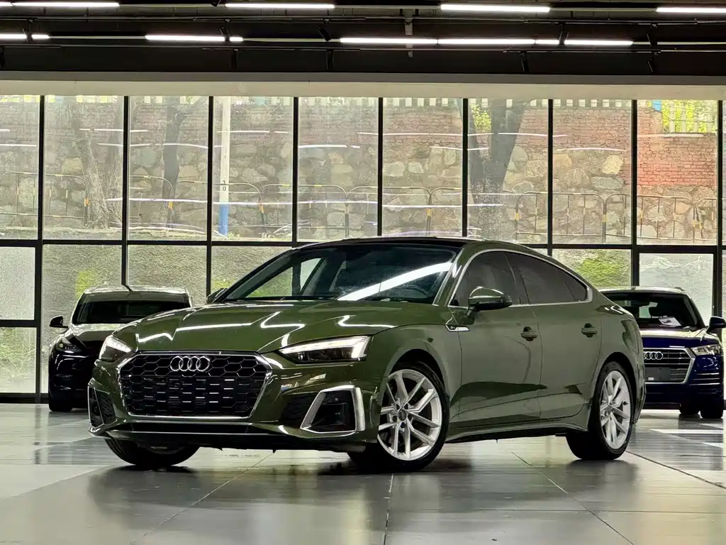 Audi A5 2021 — фото 1