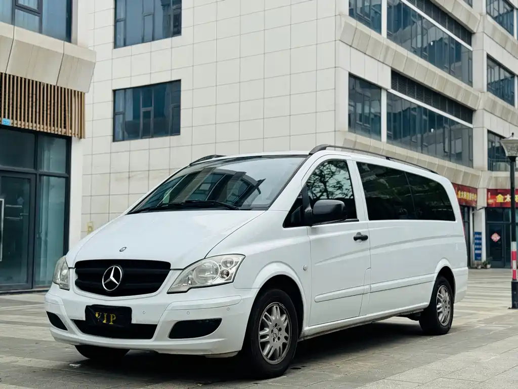 Mercedes-Benz Vito 2013