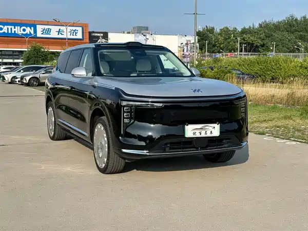 IM Motors LS9 2025