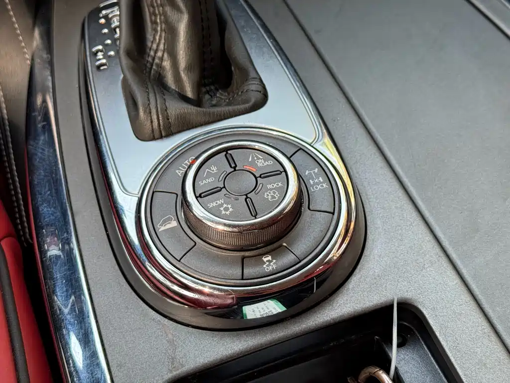 Nissan Patrol 2020 — фото 16