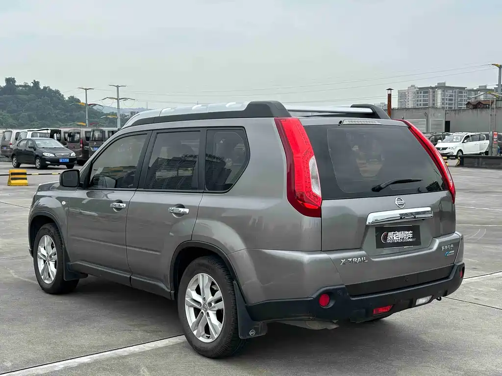 Nissan X-Trail 2013 — фото 6
