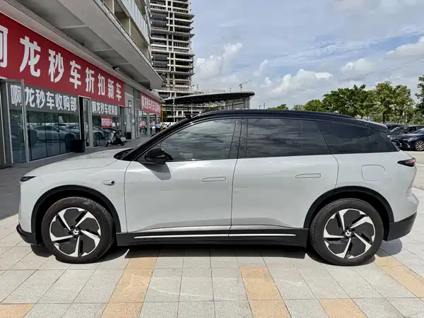 NIO ES6 2024
