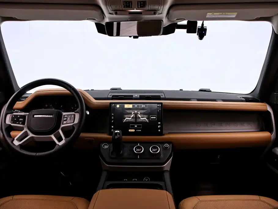 Land Rover Defender 2023 — фото 5