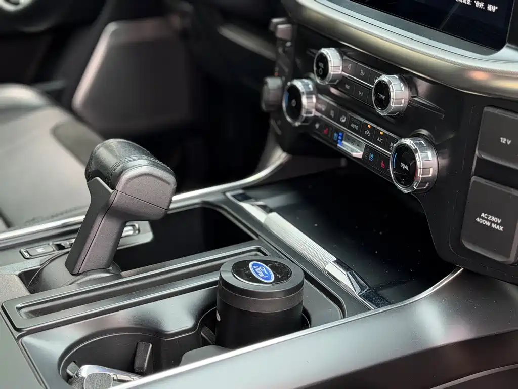 Ford F-150 Raptor 2023 — фото 15