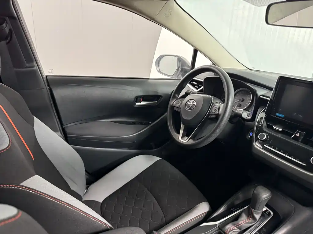 Toyota Corolla 2022 — фото 18