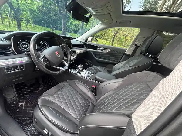 Hongqi HS5 2020