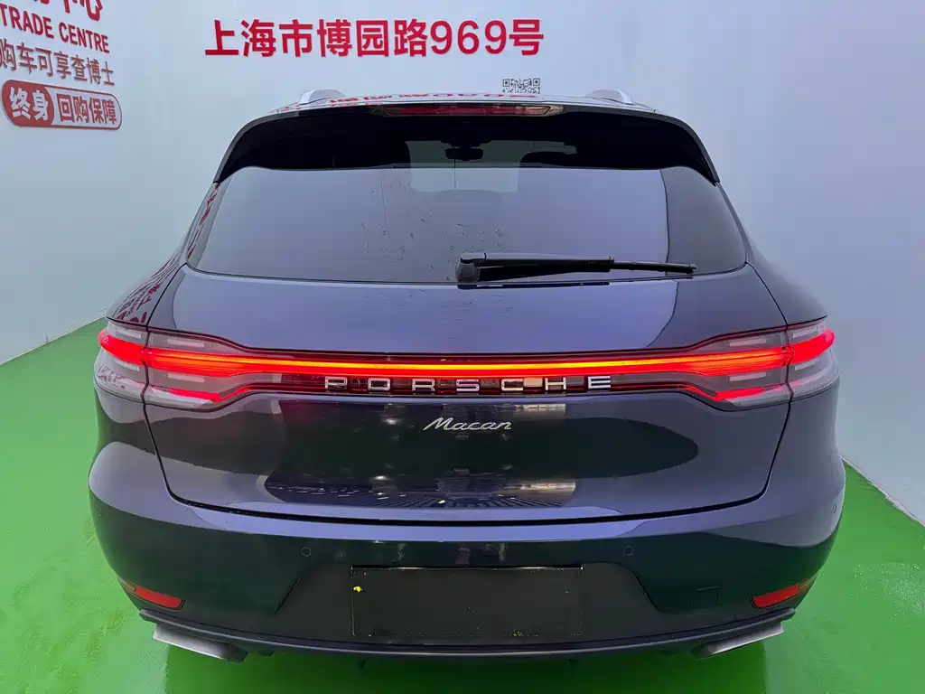 Porsche Macan 2019 — фото 32