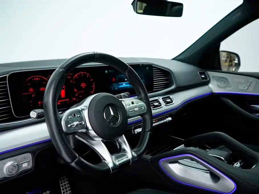 Mercedes-Benz GLE AMG 2020 — фото 10