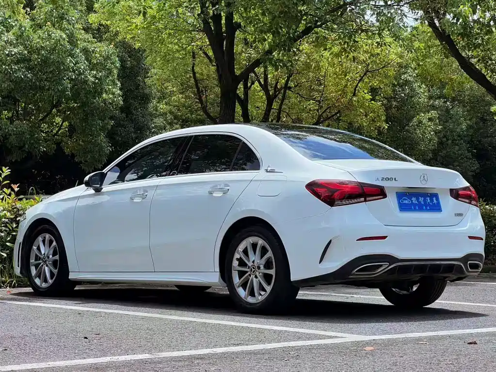 Mercedes-Benz A-Class 2022 — фото 7