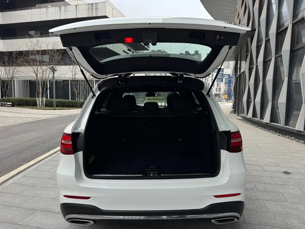 Mercedes-Benz GLC 2019 — фото 18