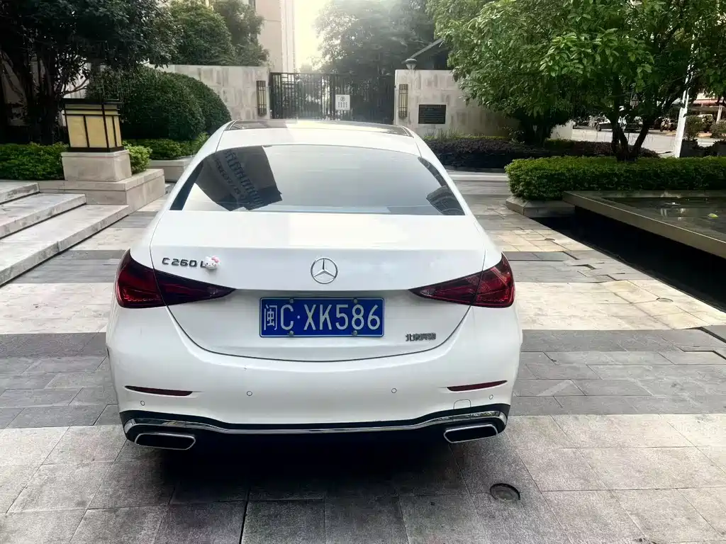 Mercedes-Benz C-Class 2023 — фото 5