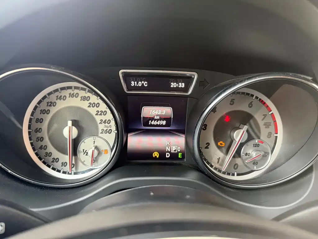Mercedes-Benz GLA 2015 — фото 12