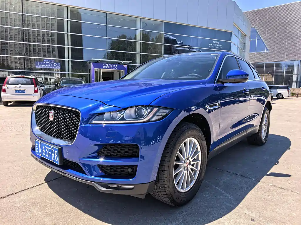 Jaguar F-PACE 2019