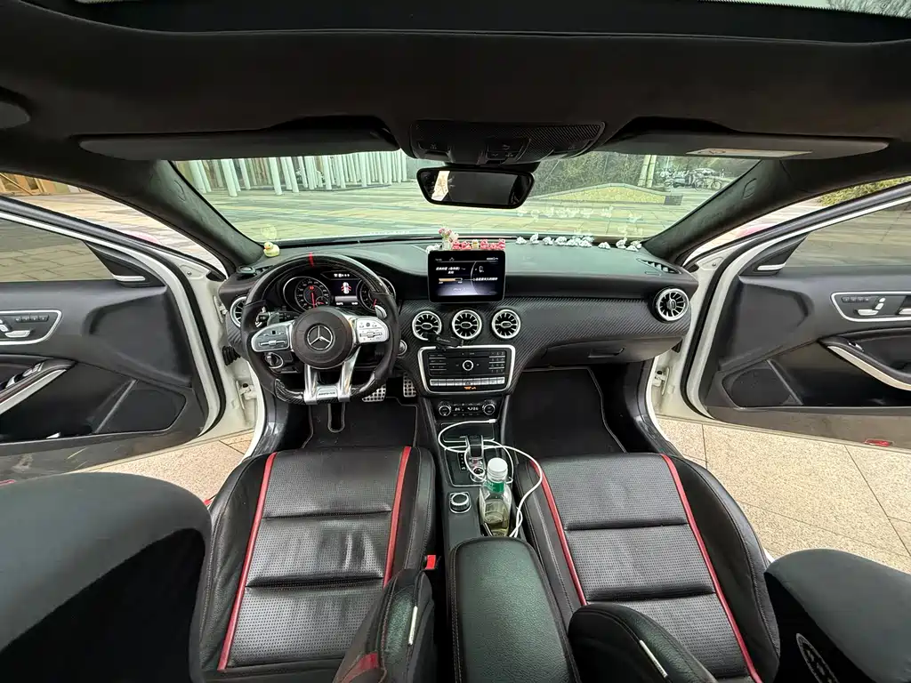 Mercedes-Benz A-Class AMG 2018 — фото 9