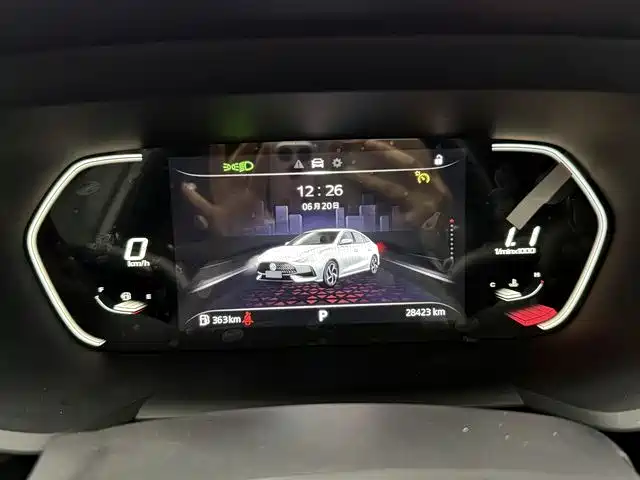 MG MG5 2023 — фото 11