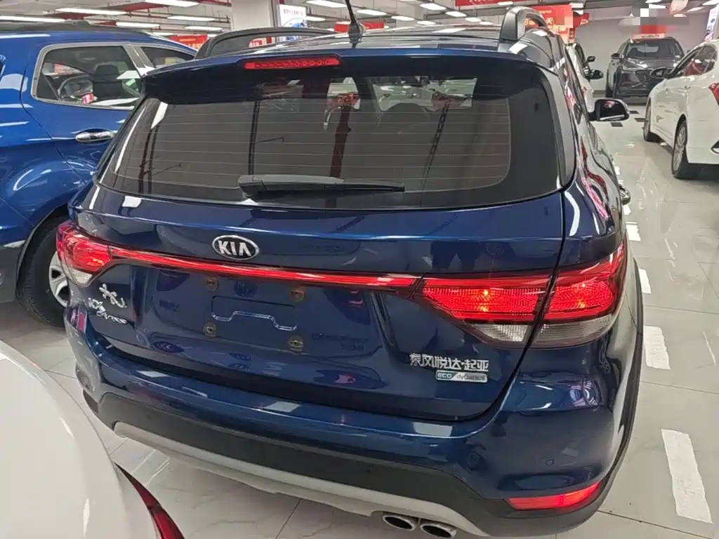Kia KX Cross 2019 — фото 6