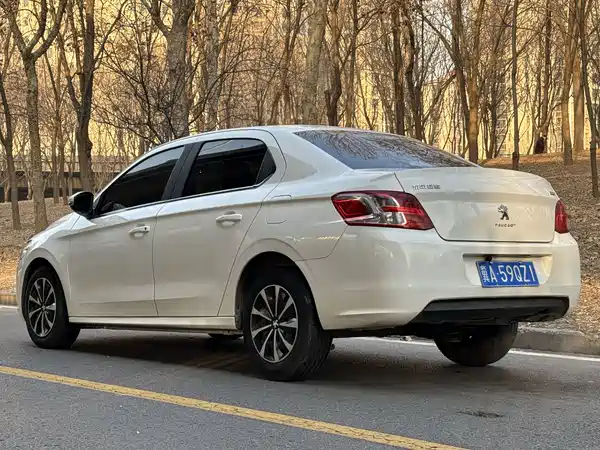 Peugeot 301 2016