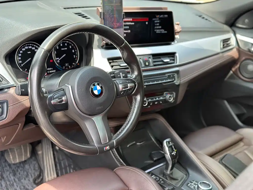BMW X2 2020 — фото 11