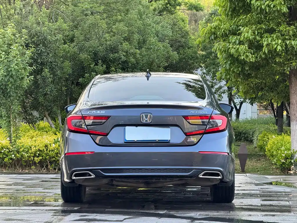 Honda Accord 2022 — фото 20