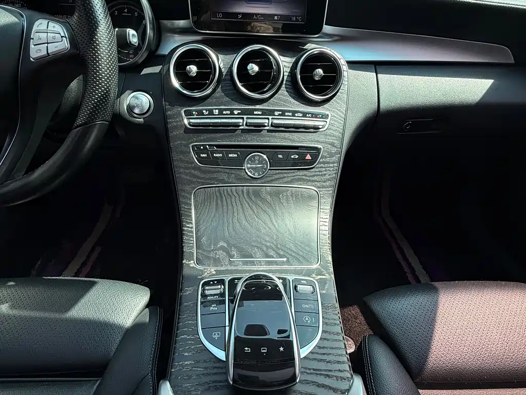Mercedes-Benz C-Class 2015 — фото 11