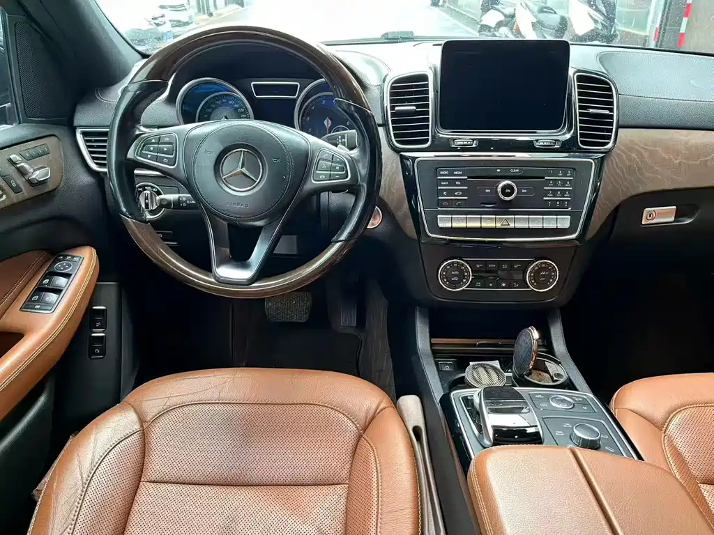 Mercedes-Benz GLS 2019 — фото 8