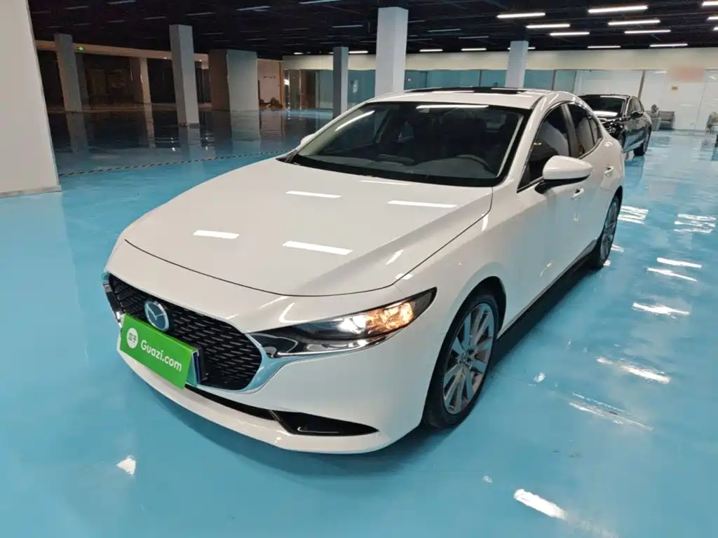 Mazda 3 Axela 2023
