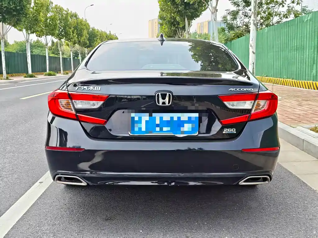 Honda Accord 2019 — фото 11