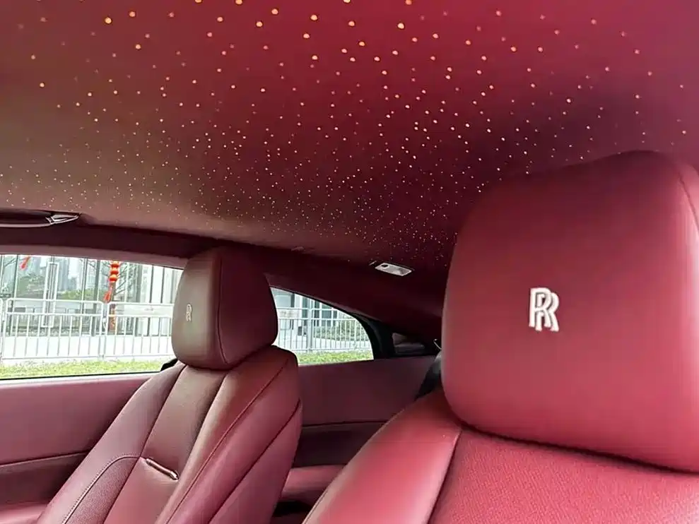 Rolls-Royce Phantom 2018 — фото 7