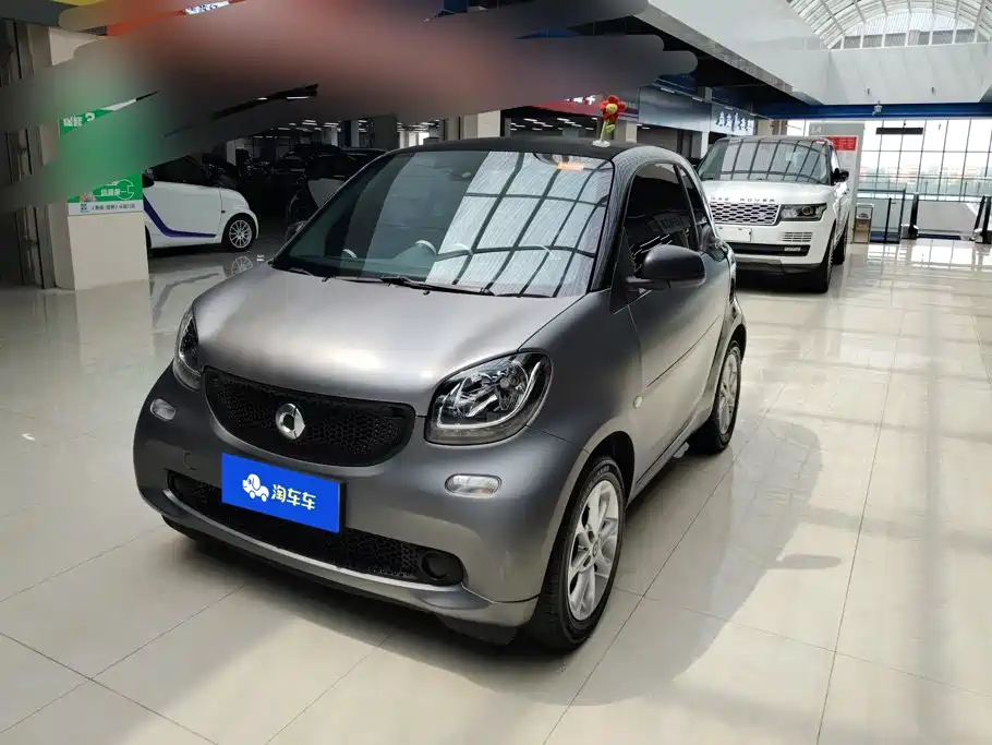 smart fortwo 2018 — фото 1