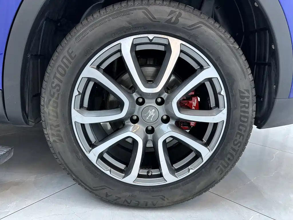 Maserati Levante 2019 — фото 22