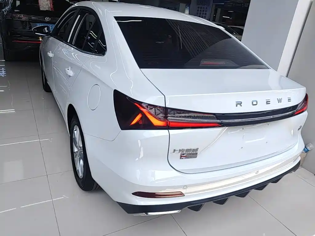 Roewe i5 2025