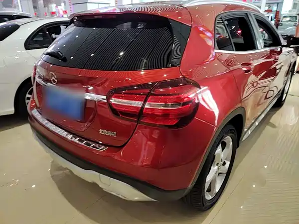 Mercedes-Benz GLA 2018