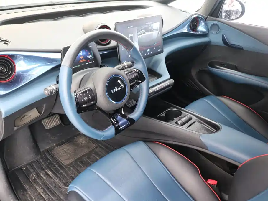 BYD Dolphin 2022 — фото 10