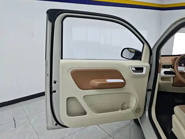 Wuling Hongguang MINIEV 2025