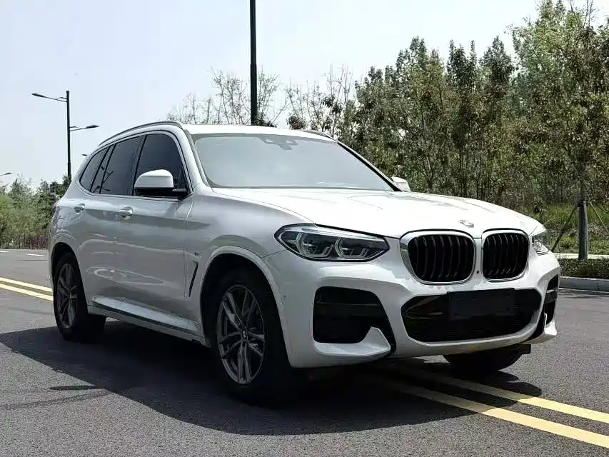 BMW X3 2021 — фото 2