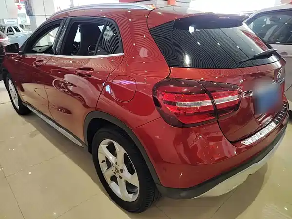 Mercedes-Benz GLA 2018
