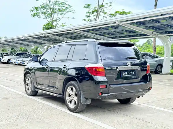 Toyota Highlander 2010