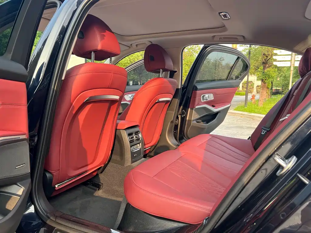 BMW 3 Series 2023