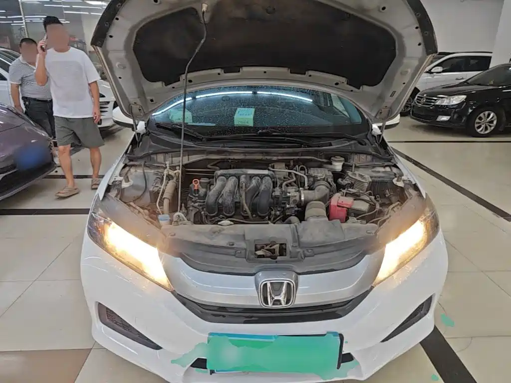 Honda City 2016 — фото 20