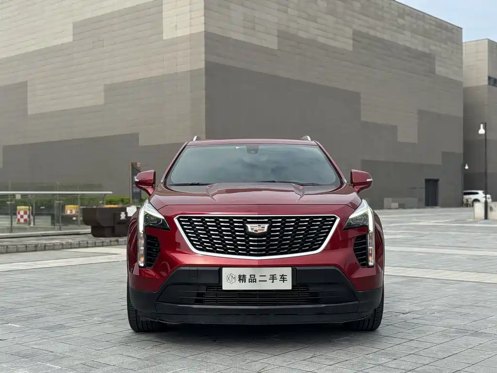 Cadillac XT4 2022 — фото 2
