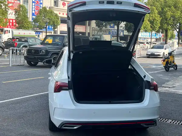 Skoda Octavia 2024
