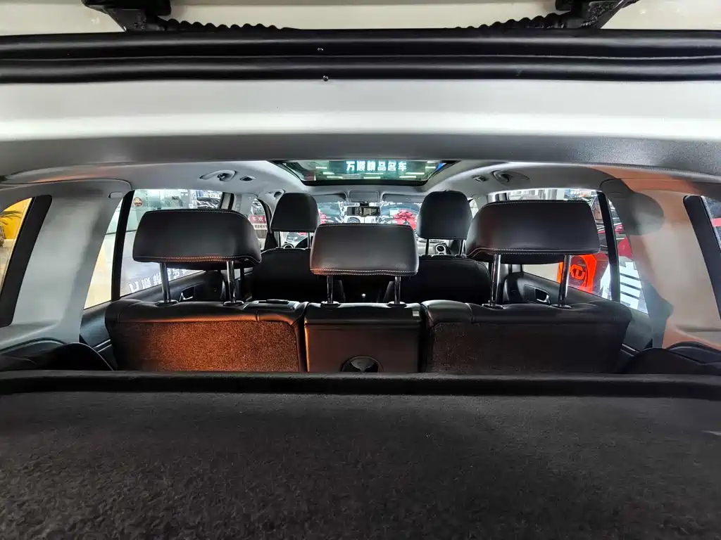 Volkswagen Tiguan 2016 — фото 12